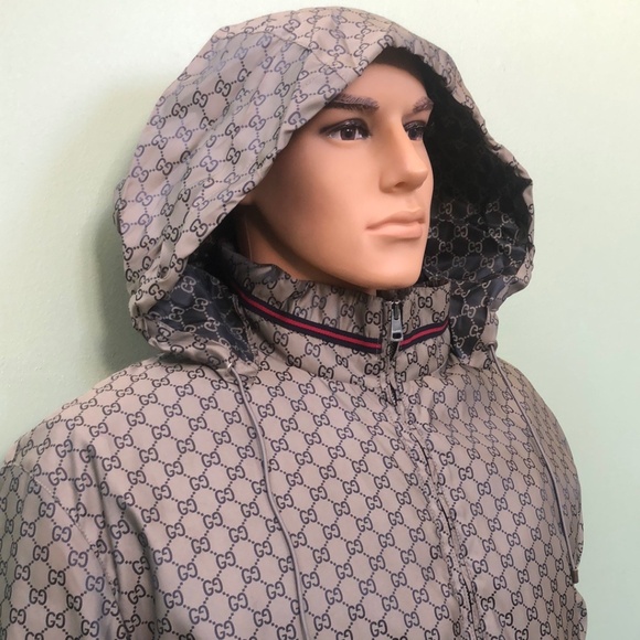 Gucci Men's Gray/Beige Jacket - Size 60 with COA